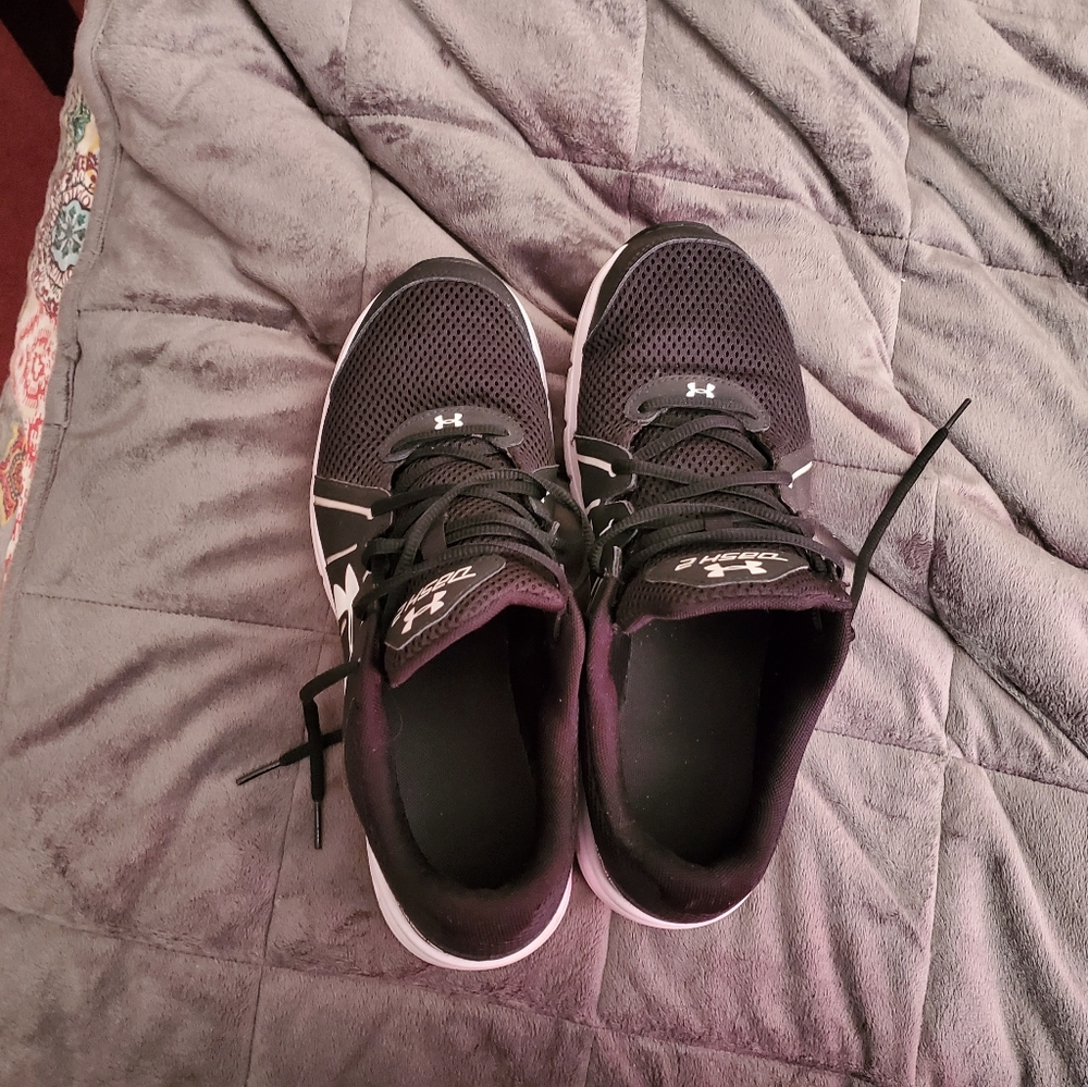 Under Armour Dash 2 shoes